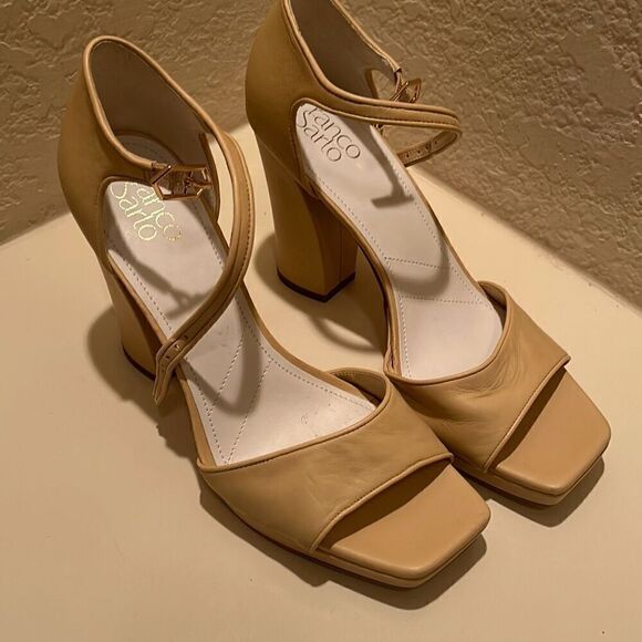 Franco Sarto Womens 10 Dima Block Heel Leather Sandals Beige Tan Ankle Strap New - Picture 2 of 16
